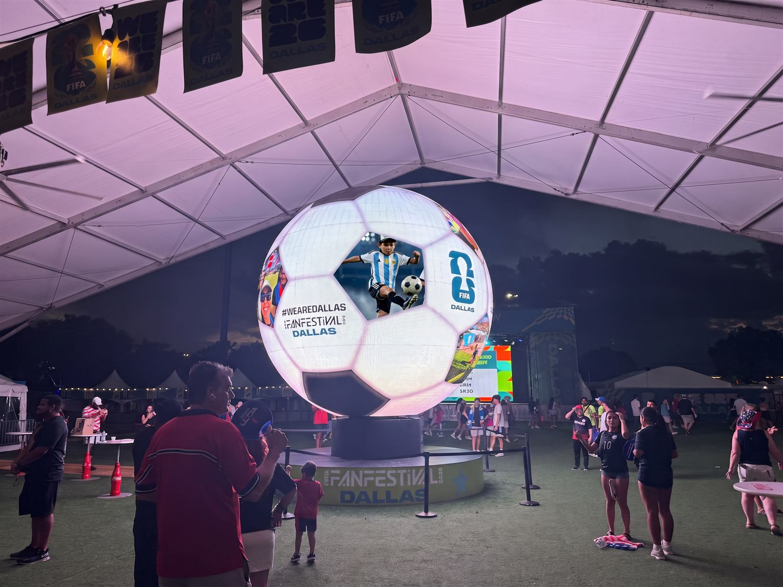 GLAS portrait on the FIFA Fan Festival Dallas LED soccer ball